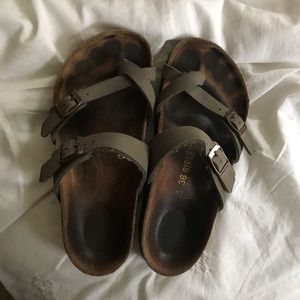 MAYARI BIRKENSTOCKS :-)